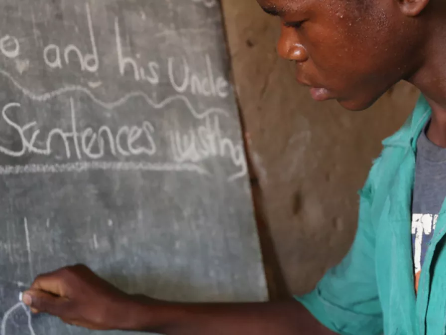 Mit ihrer Hilfe kann World Vision den Kindern in Malawi Bildung ermöglichen