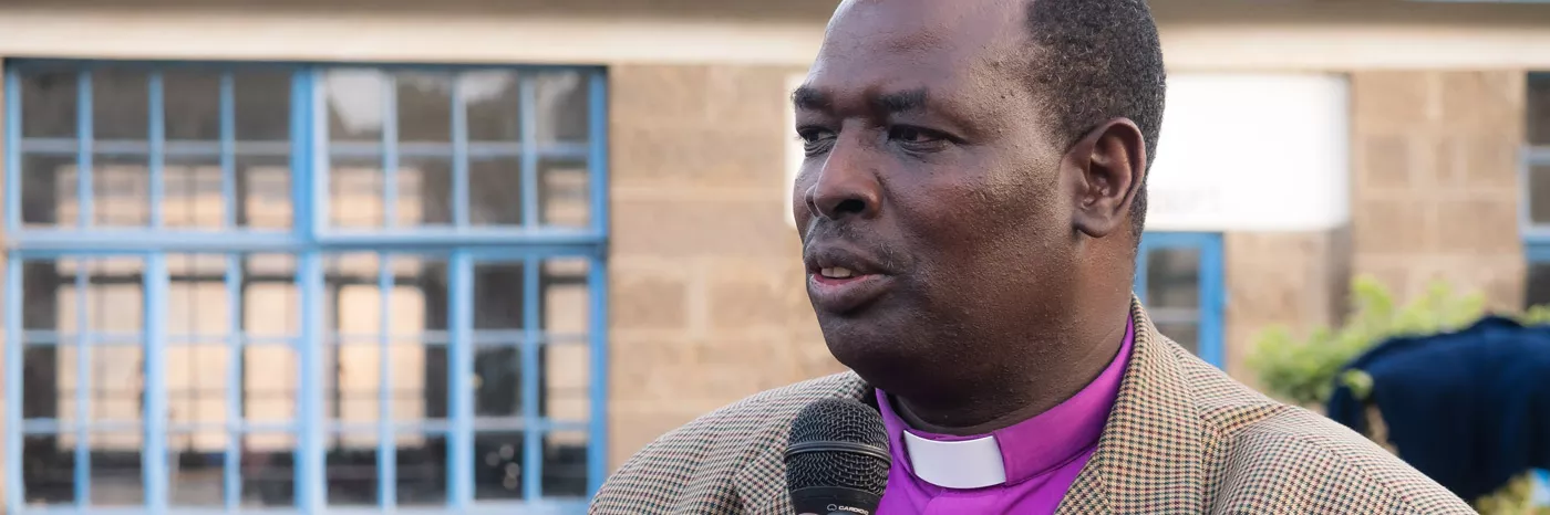 Erzbischof Jackson aus Kenia ist ein ehemaliges World Vision Patenkind