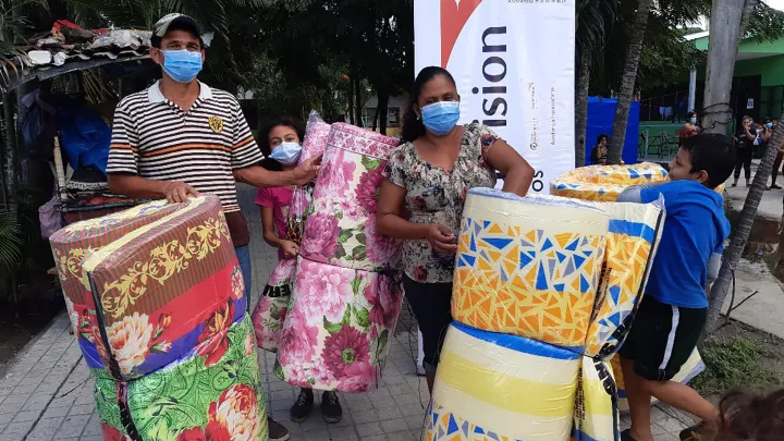 ADH unterstützt gemeinsam mit World Vision, die Opfer des Tropensturms Iota in Honduras